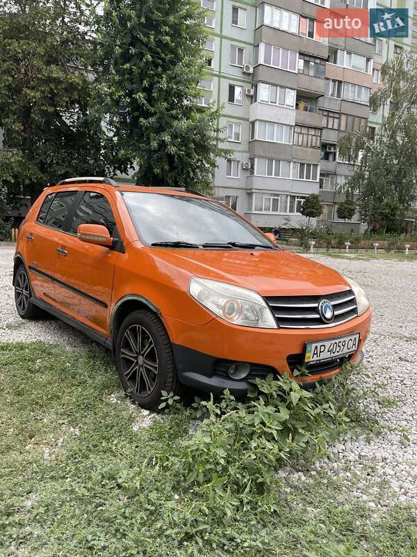Geely MK Cross 2013