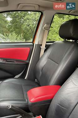 Хэтчбек Geely MK Cross 2013 в 