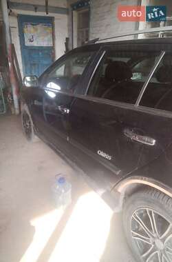Хэтчбек Geely MK Cross 2012 в 