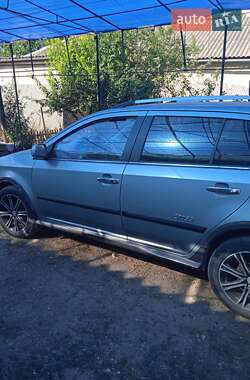 Хэтчбек Geely MK Cross 2013 в 