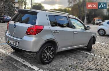 Хэтчбек Geely MK Cross 2013 в 