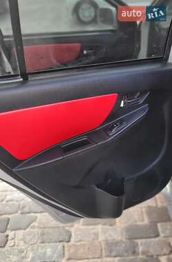 Хэтчбек Geely MK Cross 2013 в 
