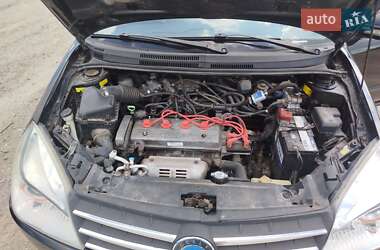Хэтчбек Geely MK Cross 2012 в 