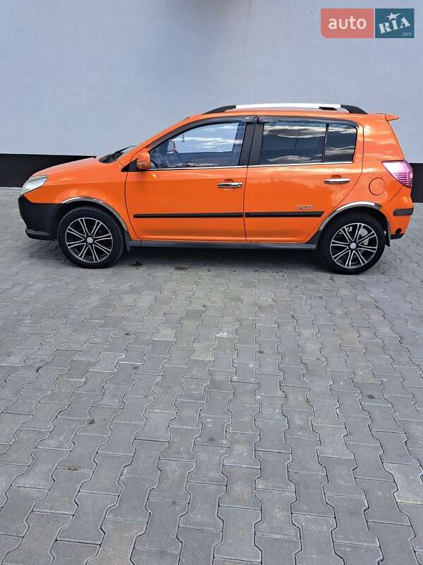 Хэтчбек Geely MK Cross 2012 в Овруче фото 3 Хэтчбек Geely MK Cross 2012 в Овруче