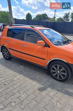 Хэтчбек Geely MK Cross 2012 в 