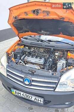 Хэтчбек Geely MK Cross 2012 в 