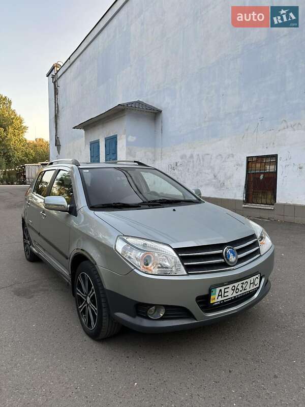 Хэтчбек Geely MK Cross 2013 в Кривом Роге