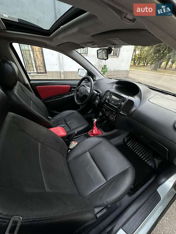 Хэтчбек Geely MK Cross 2013 в Кривом Роге