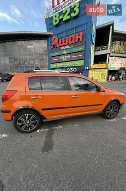 Хэтчбек Geely MK Cross 2013 в 