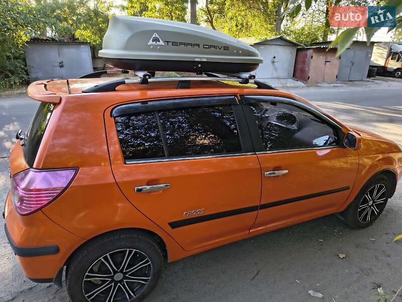 Хэтчбек Geely MK Cross 2013 в Днепре фото 2 Хэтчбек Geely MK Cross 2013 в Днепре