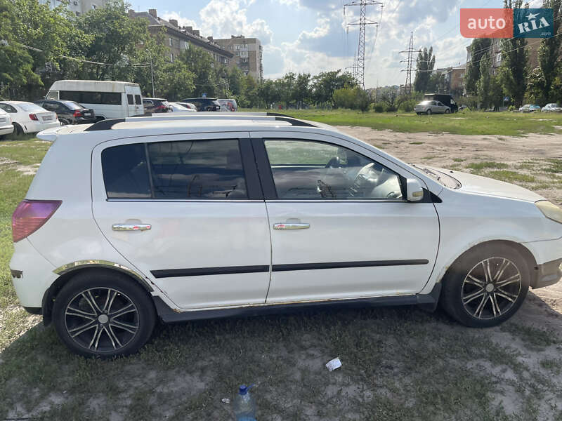 Хетчбек Geely MK Cross 2013 в Києві