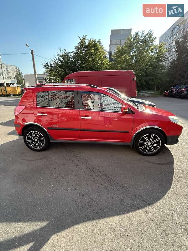 Хэтчбек Geely MK Cross 2012 в Харькове