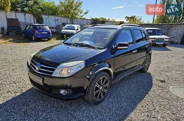 Хэтчбек Geely MK Cross 2012 в 