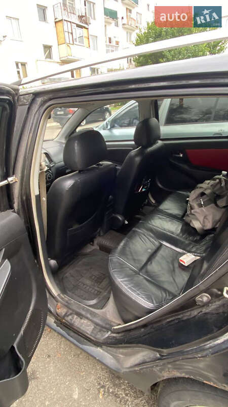 Хетчбек Geely MK Cross 2012 в Димері