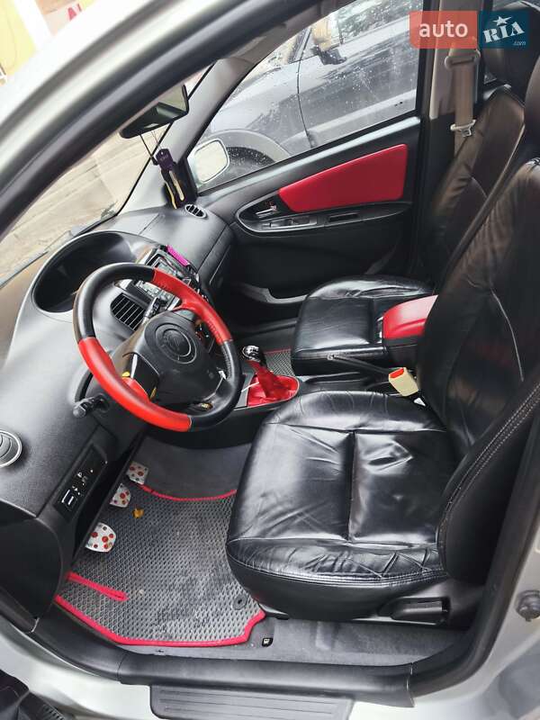 Хетчбек Geely MK Cross 2014 в Запоріжжі