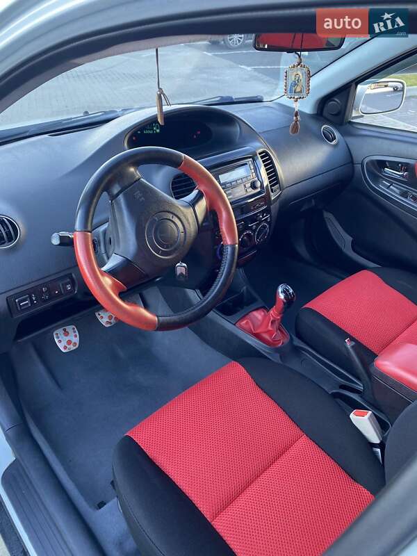 Хэтчбек Geely MK Cross 2013 в Львове фото 14 Хэтчбек Geely MK Cross 2013 в Львове