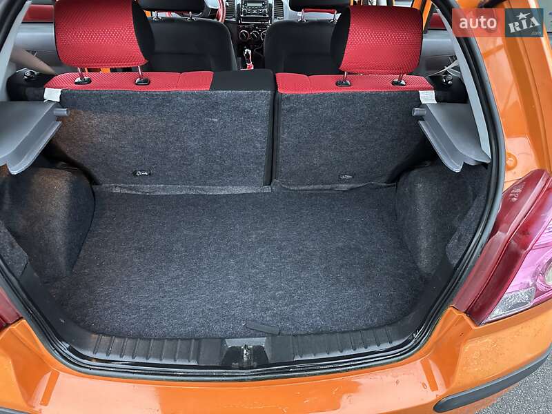 Хетчбек Geely MK Cross 2014 в Києві фото 28 Хетчбек Geely MK Cross 2014 в Києві