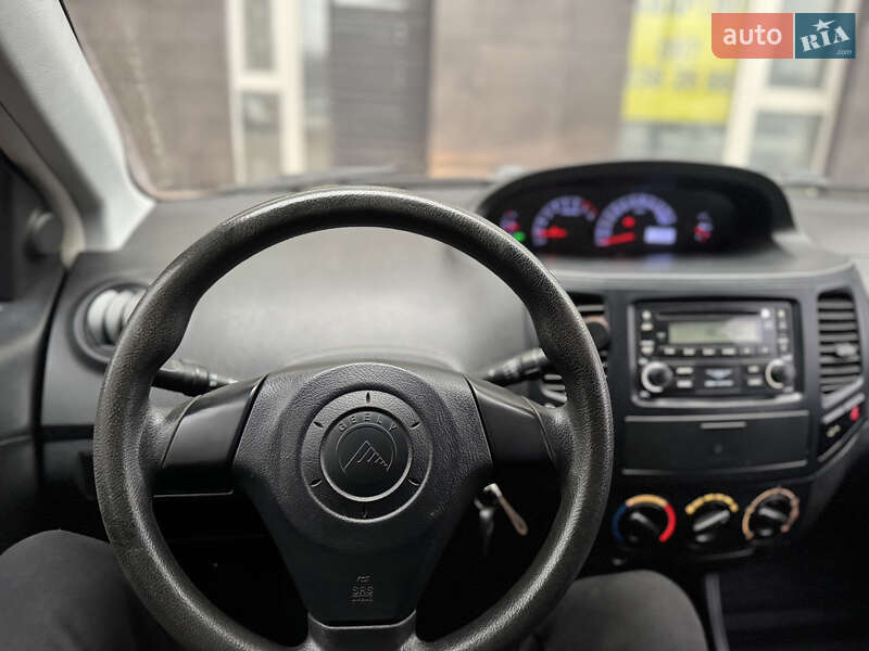 Хэтчбек Geely MK Cross 2012 в Киеве