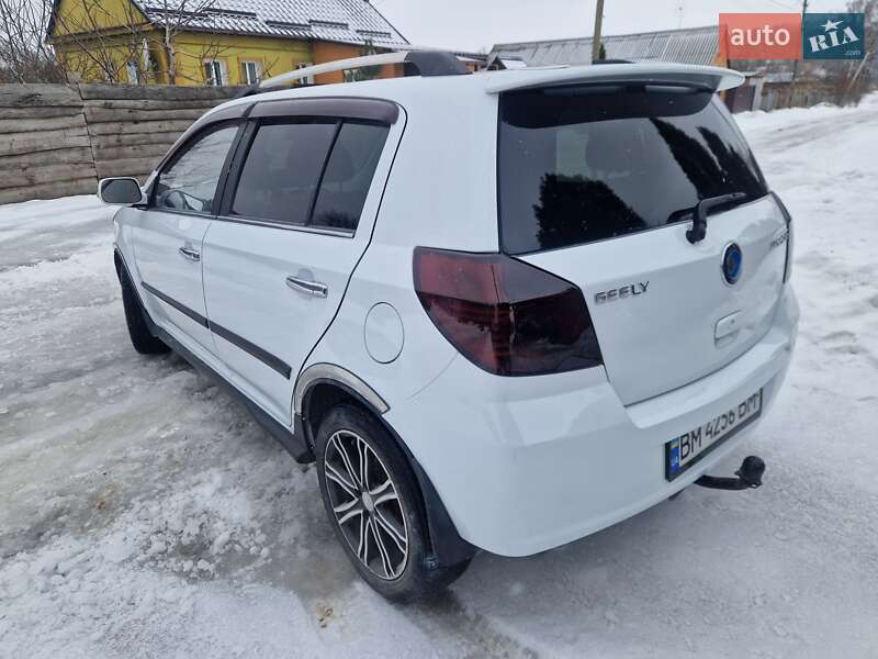 Хэтчбек Geely MK Cross 2014 в Ромнах фото 9 Хэтчбек Geely MK Cross 2014 в Ромнах