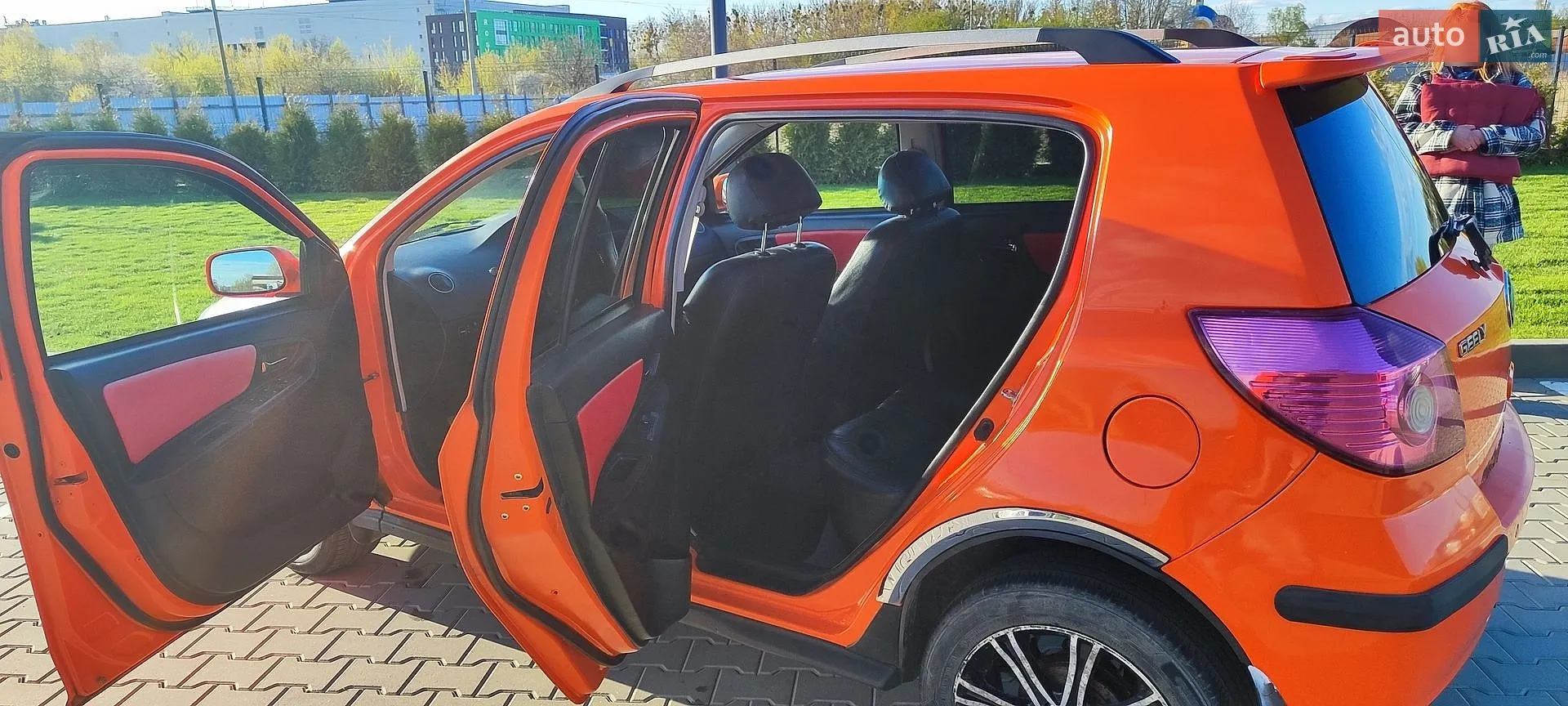 2012 Geely MK Cross - мініатюра 11