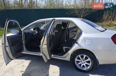 Седан Geely MK 2012 в Львові