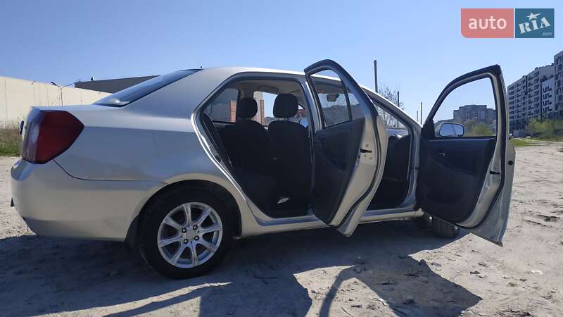 Седан Geely MK 2012 в Львові