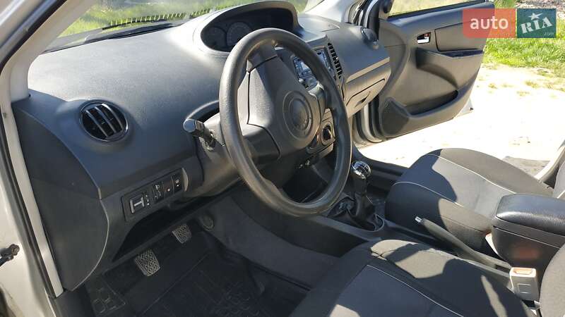 Седан Geely MK 2012 в Львові
