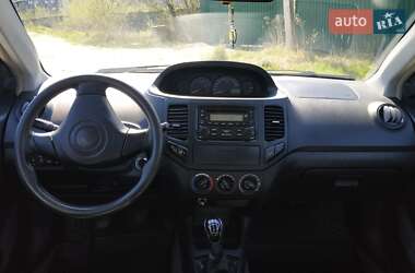 Седан Geely MK 2012 в 