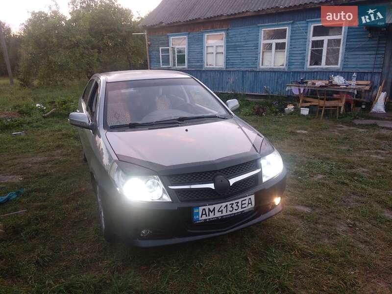 Седан Geely MK 2010 в Емильчине