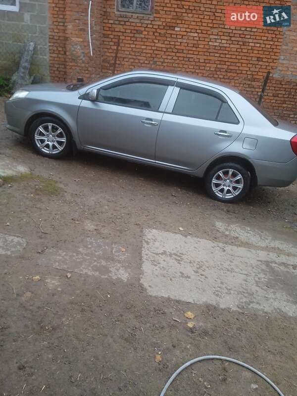 Седан Geely MK 2010 в Львові