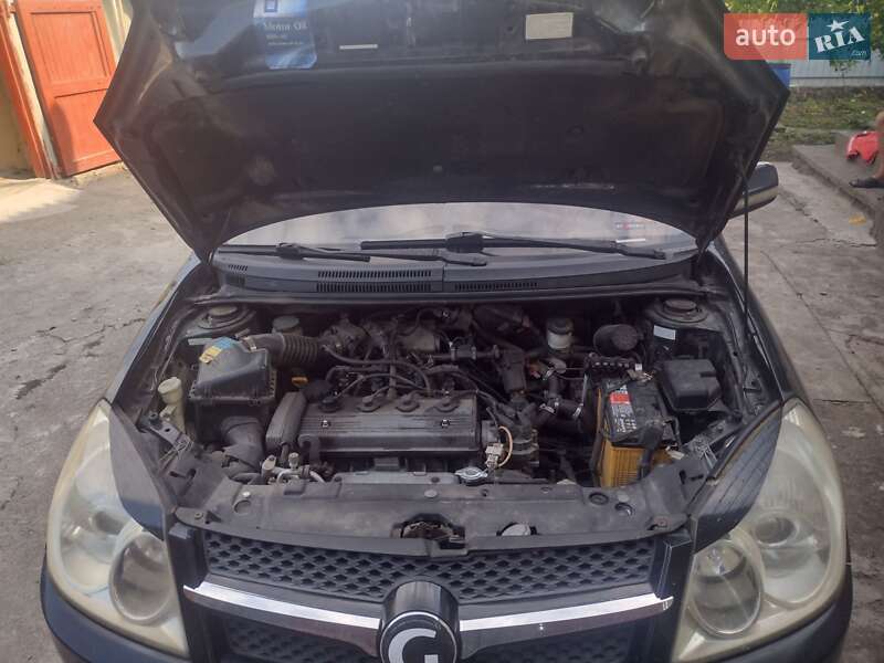 Седан Geely MK 2009 в Добровеличковке