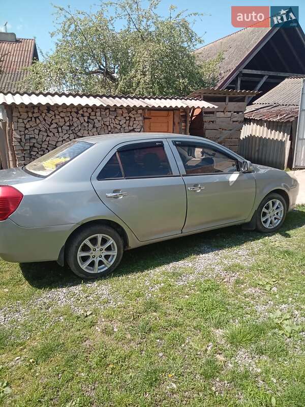 Седан Geely MK 2008 в Бучаче