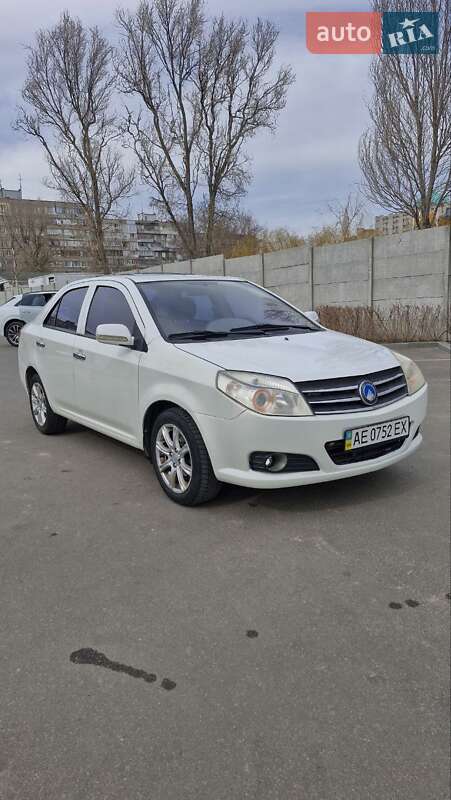Geely MK 2012