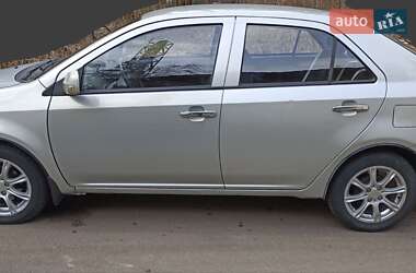 Седан Geely MK 2014 в 