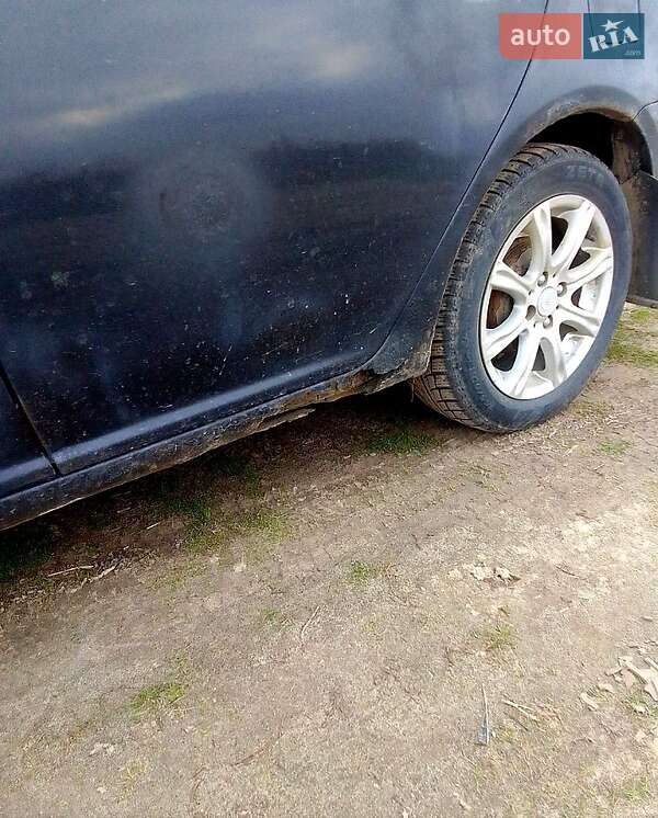 Geely MK 2012
