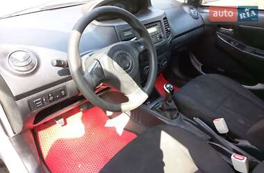 Седан Geely MK 2012 в 