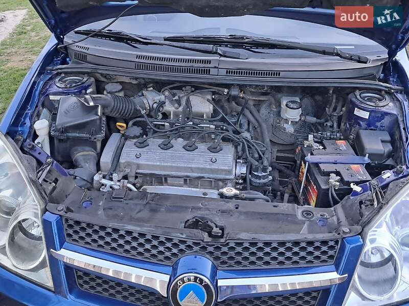 Седан Geely MK 2008 в Дерно