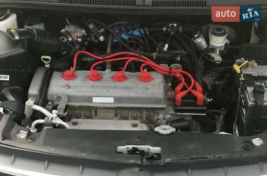 Седан Geely MK 2013 в 