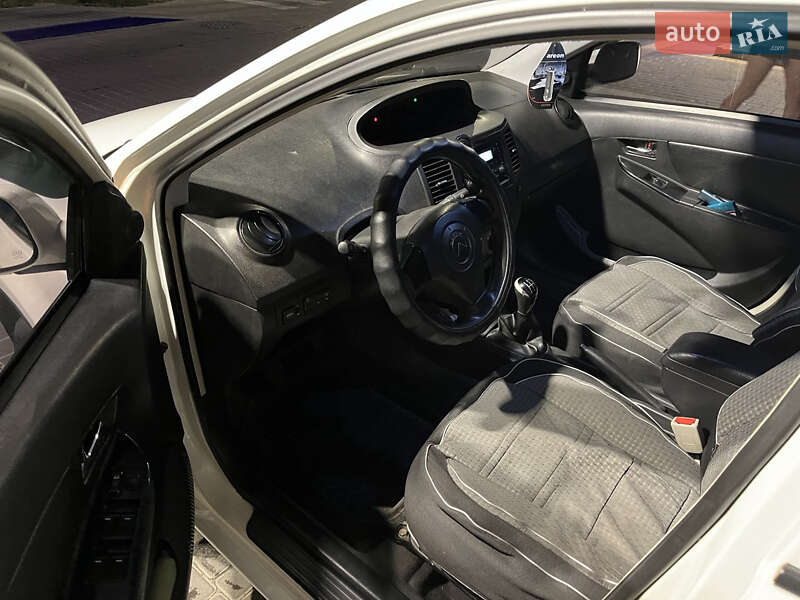 Седан Geely MK 2012 в Днепре фото 5 Седан Geely MK 2012 в Днепре