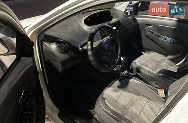 Седан Geely MK 2012 в 