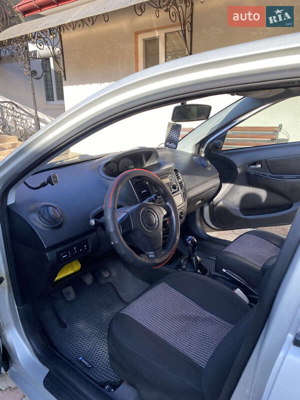 Седан Geely MK 2013 в Черновцах фото 3 Седан Geely MK 2013 в Черновцах