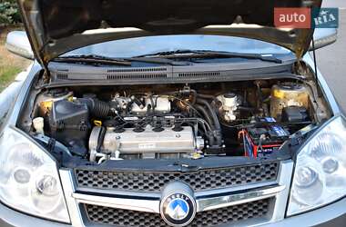 Седан Geely MK 2011 в 