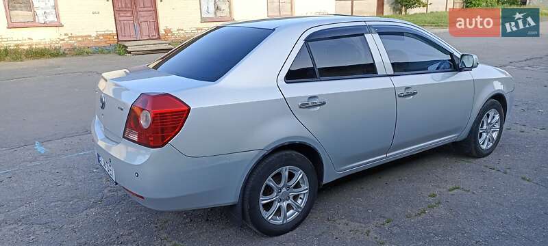 Седан Geely MK 2010 в Гадяче