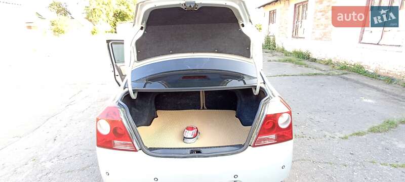 Седан Geely MK 2010 в Гадяче