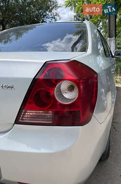 Седан Geely MK 2012 в 