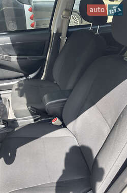 Седан Geely MK 2012 в 