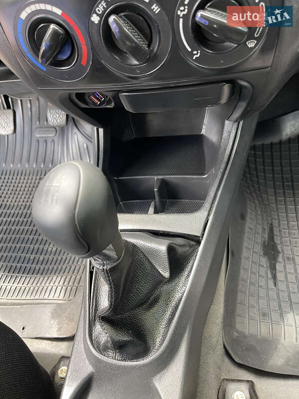 Седан Geely MK 2012 в Кривому Розі