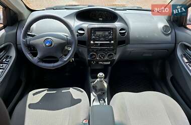 Седан Geely MK 2011 в 