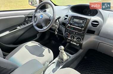 Седан Geely MK 2011 в 
