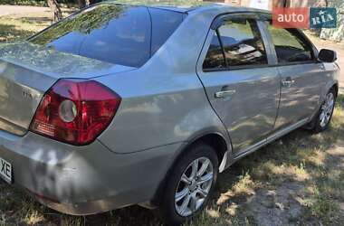 Седан Geely MK 2012 в 